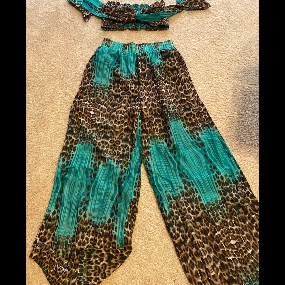 Brand New 2pc halter pant set - Picture 5 of 7